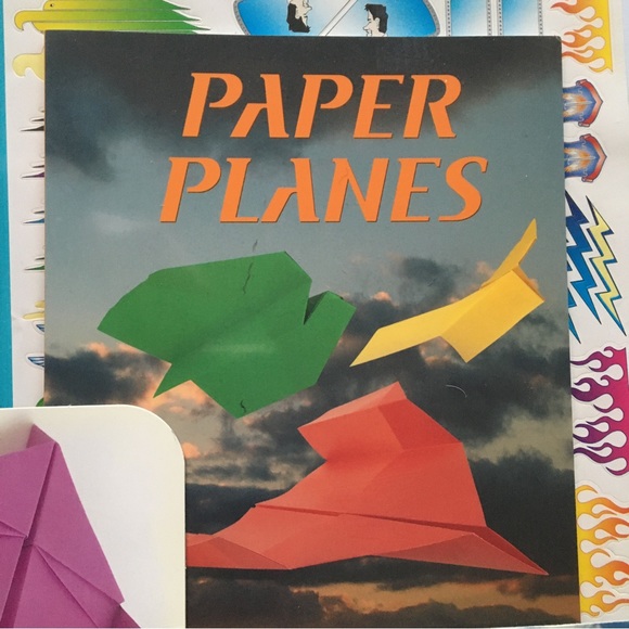 Paper Planes BOOK AND KIT 48 Page Paperback Paper To Make Airplanes New NIB - Picture 5 of 12